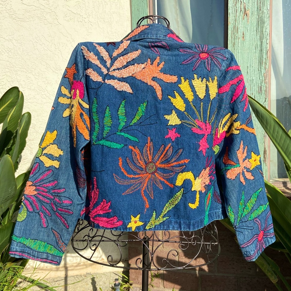 Chico’s Lightweight Denim Appliquéd and Embroidered floral Cropped Jacket